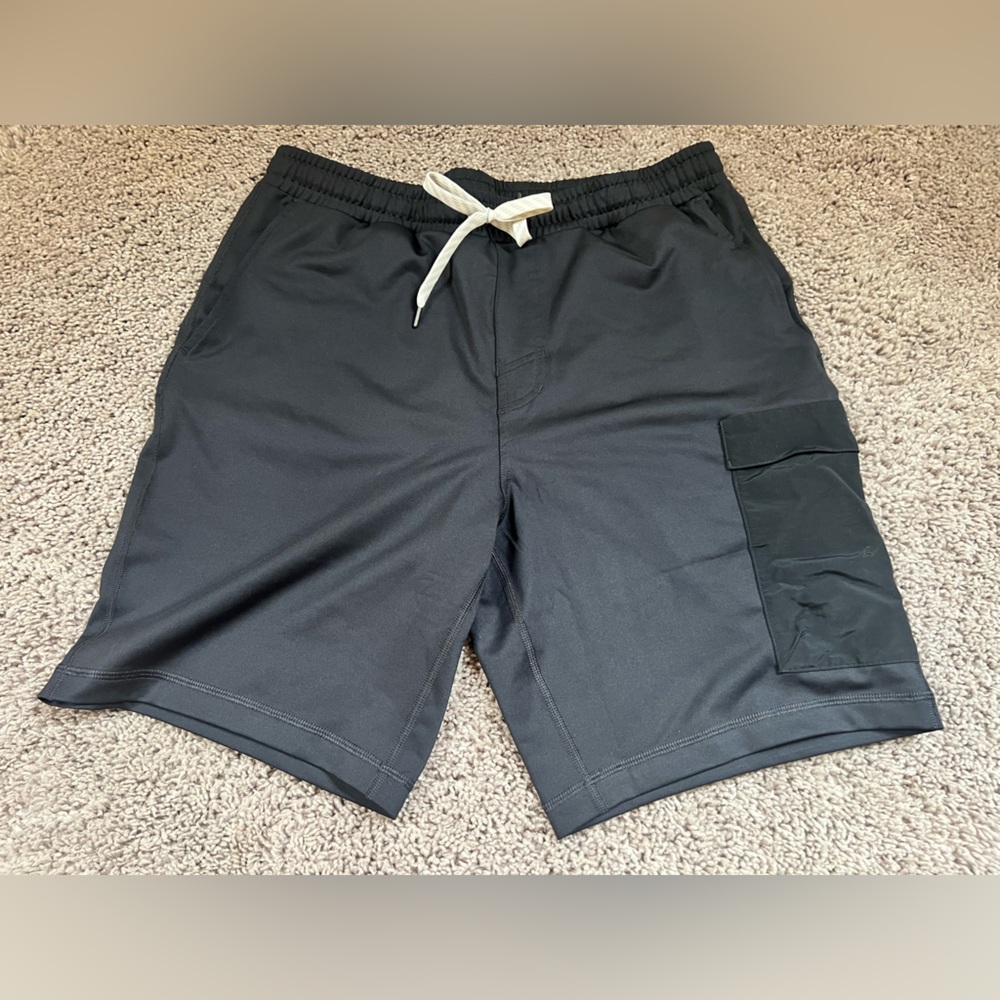 Vuori Men's Sunday Utility Shorts Size M V3049 Black